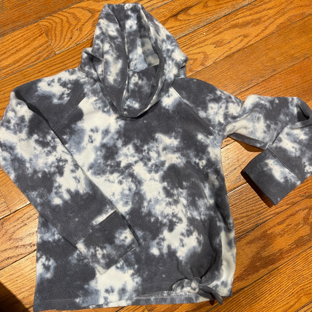 New  never worn ultra soft tie die cowl neck long Slv top with tie knot details
